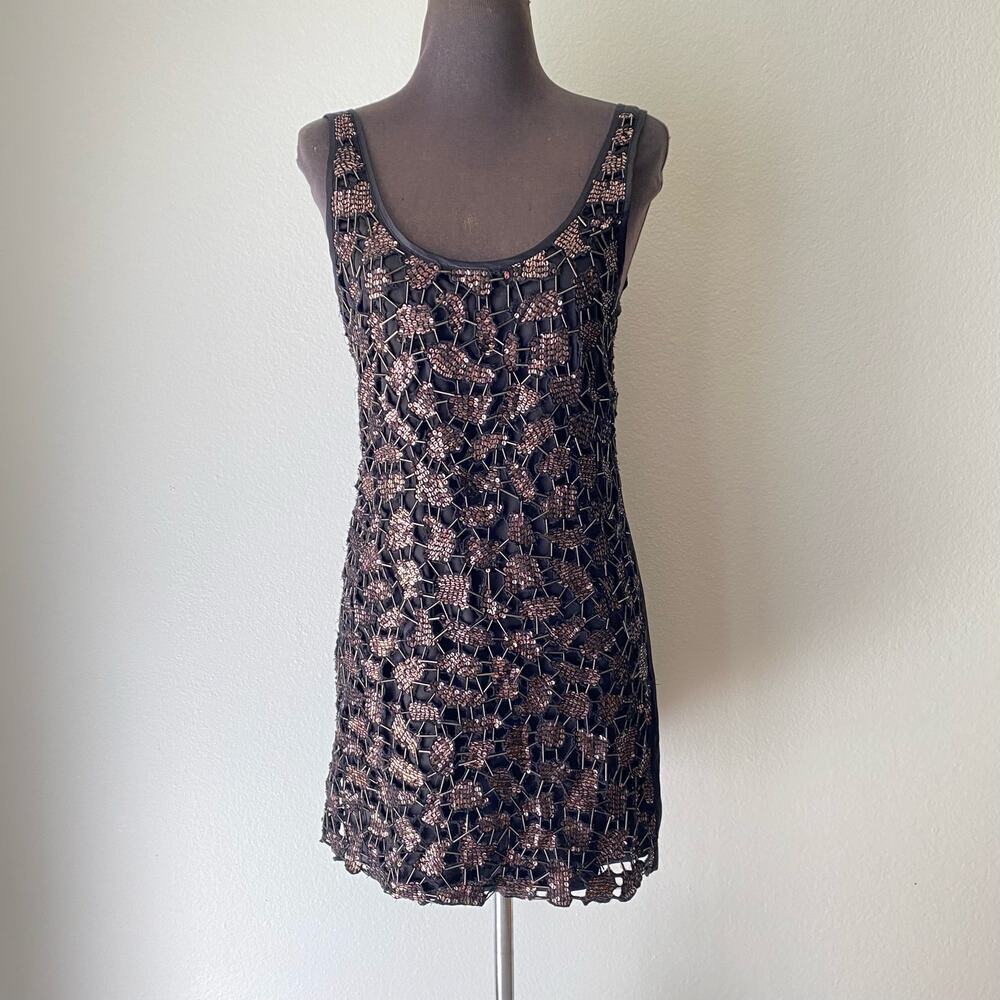 Guess sz 7‎  scoop neck beaded mini party dress